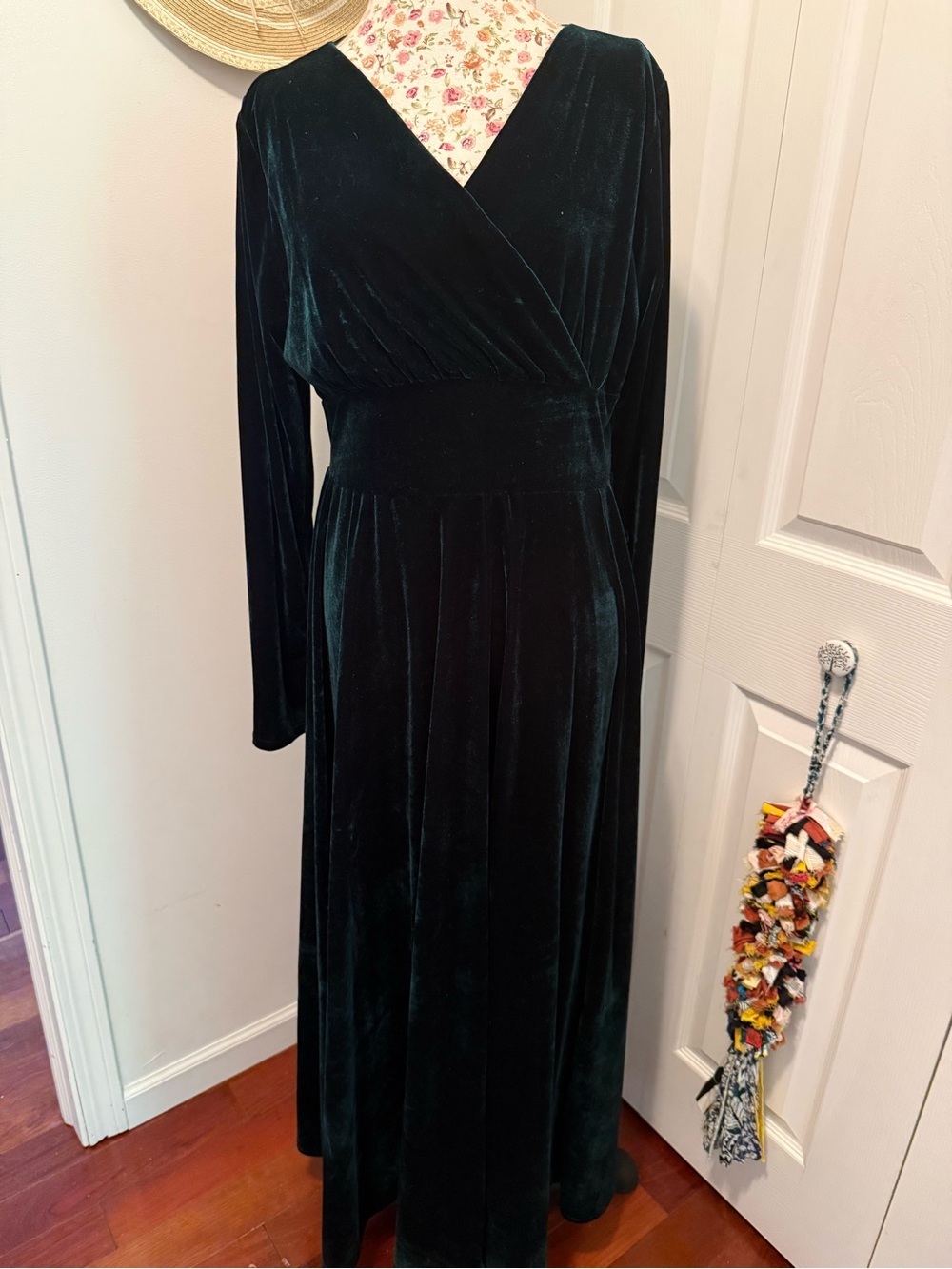 Women’s Velvet Wrap Maxi Dress - Deep Green
